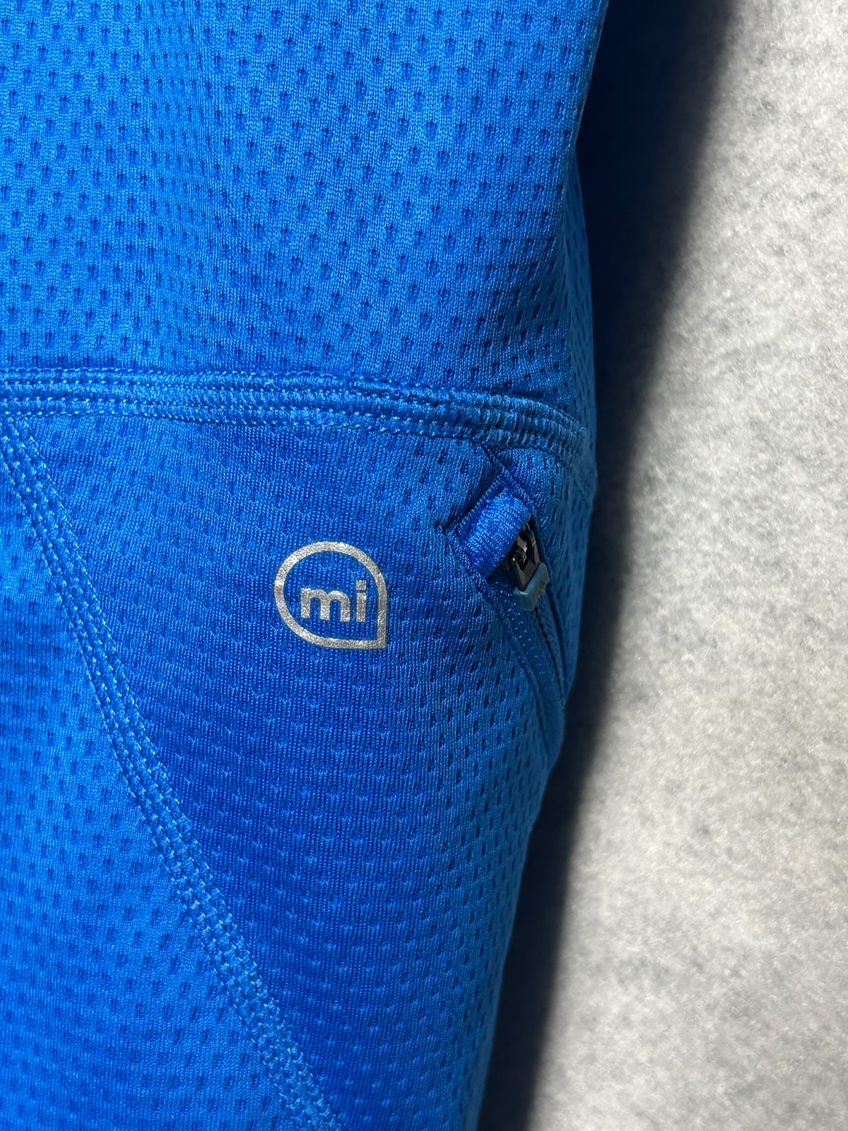 Adidas Climacool Half Zip Round Neck - Small