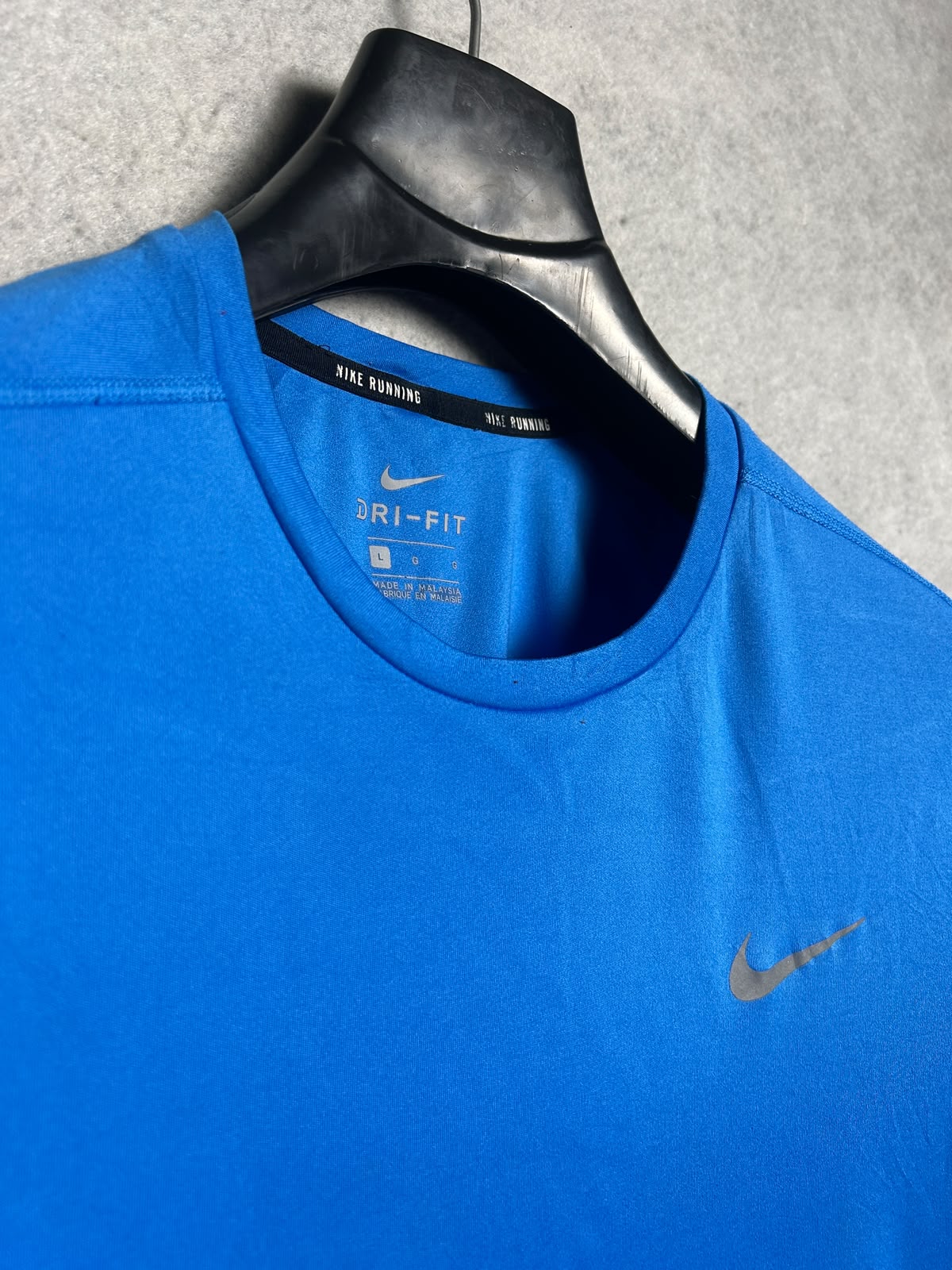 Nike Dri Fit Blue Round Neck - Large