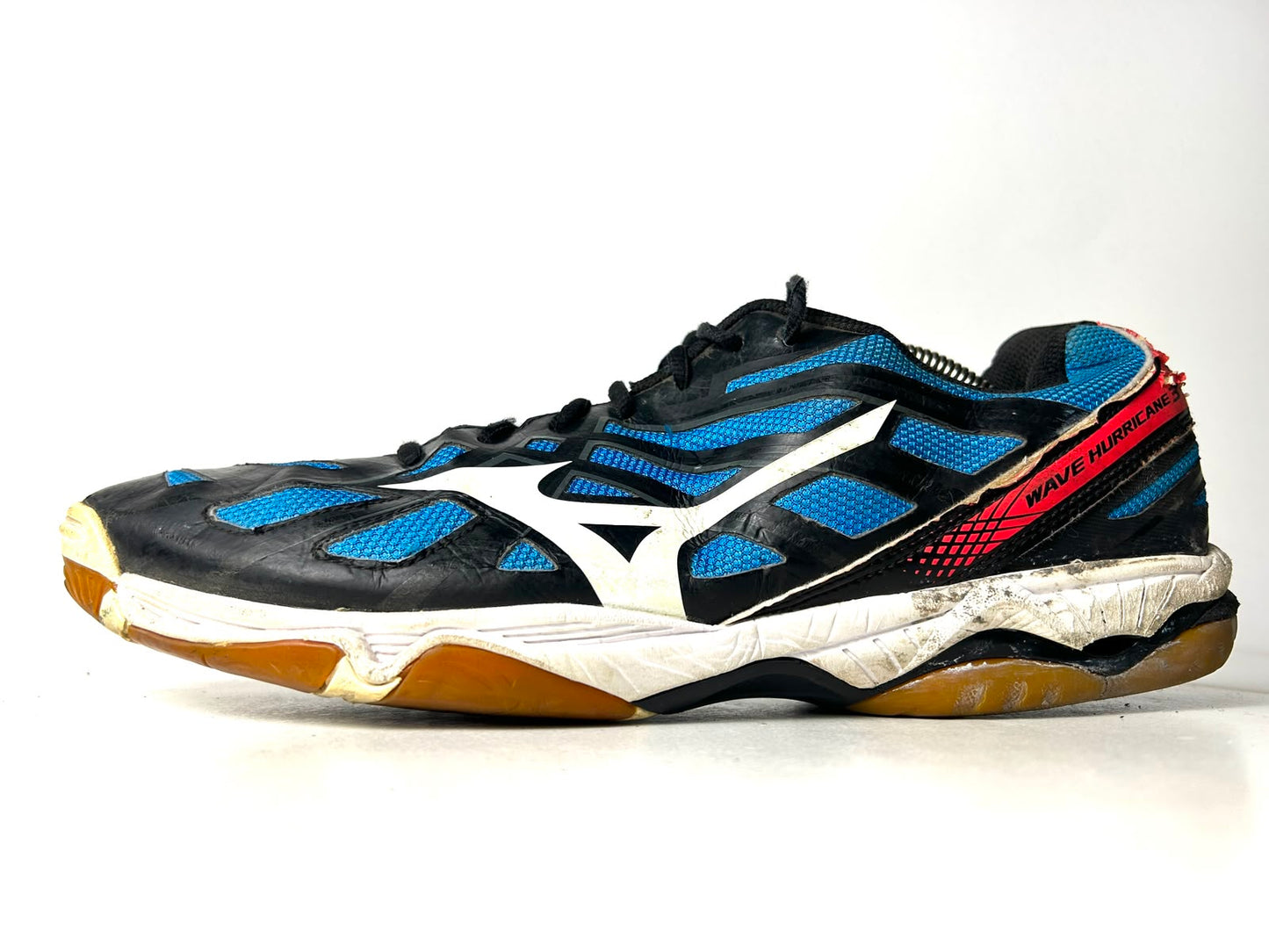 Mizuno Wave Hurricane 3 - Euro 46