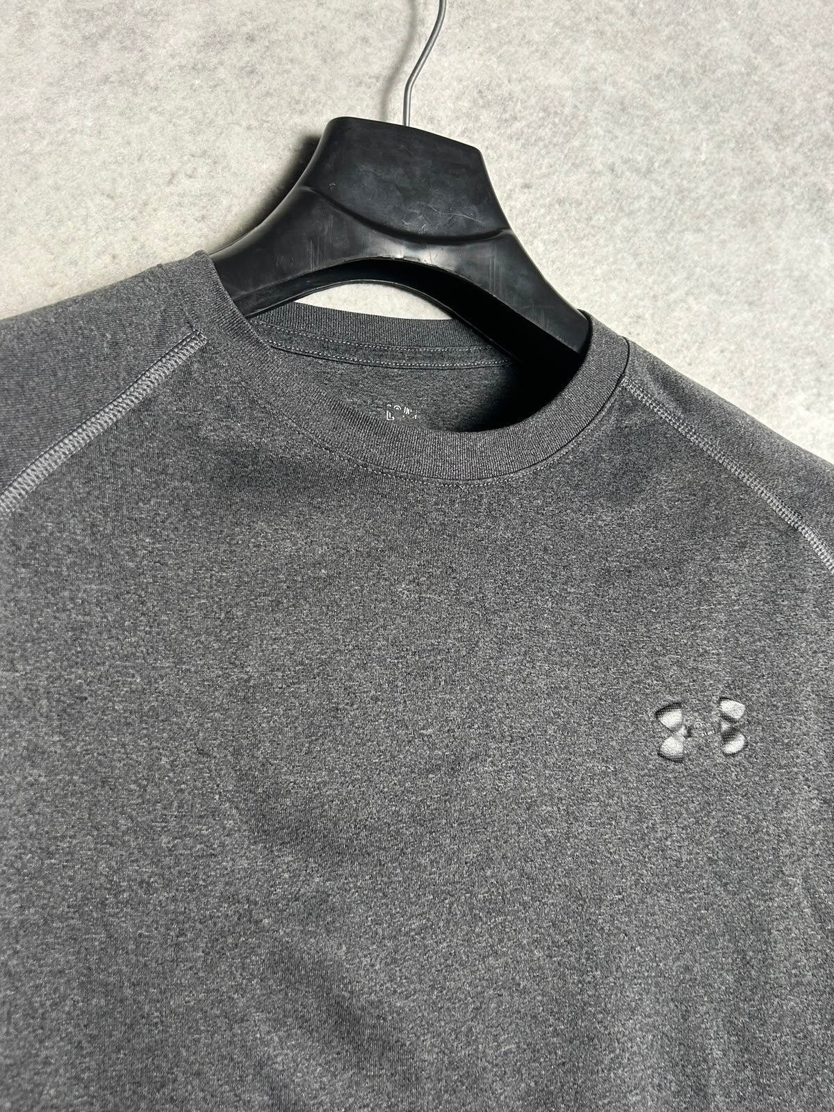 Under Armour Grey Round Neck - XL