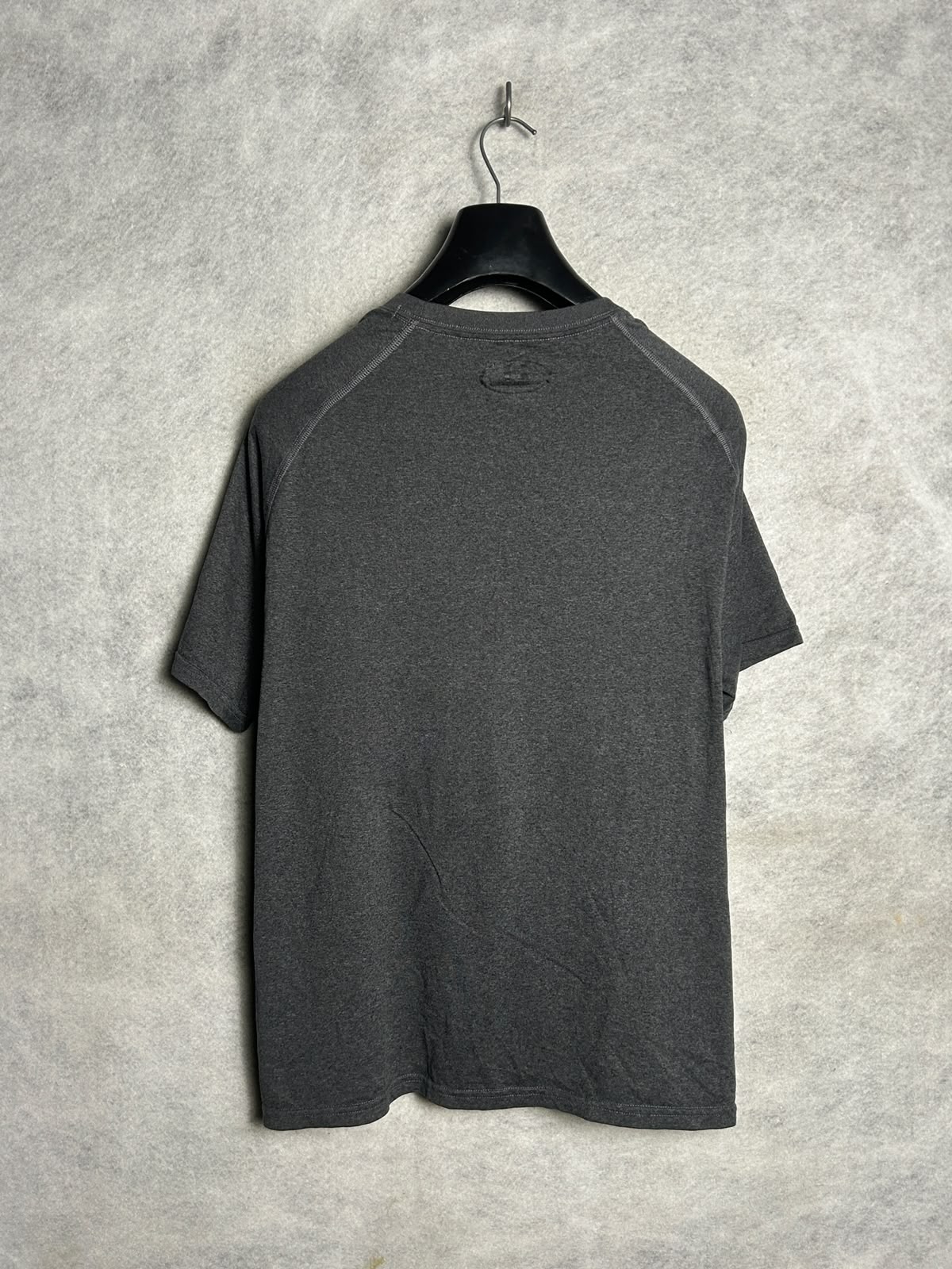 Under Armour Grey Round Neck - XL