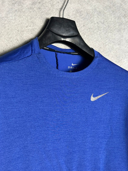 Nike Dri Fit Blue Full Sleeves Round Neck - Medium