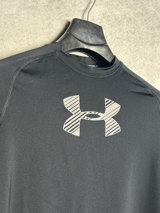 Under Armour Heat Gear Big Logo Black Full Sleeves Round Neck - YXL