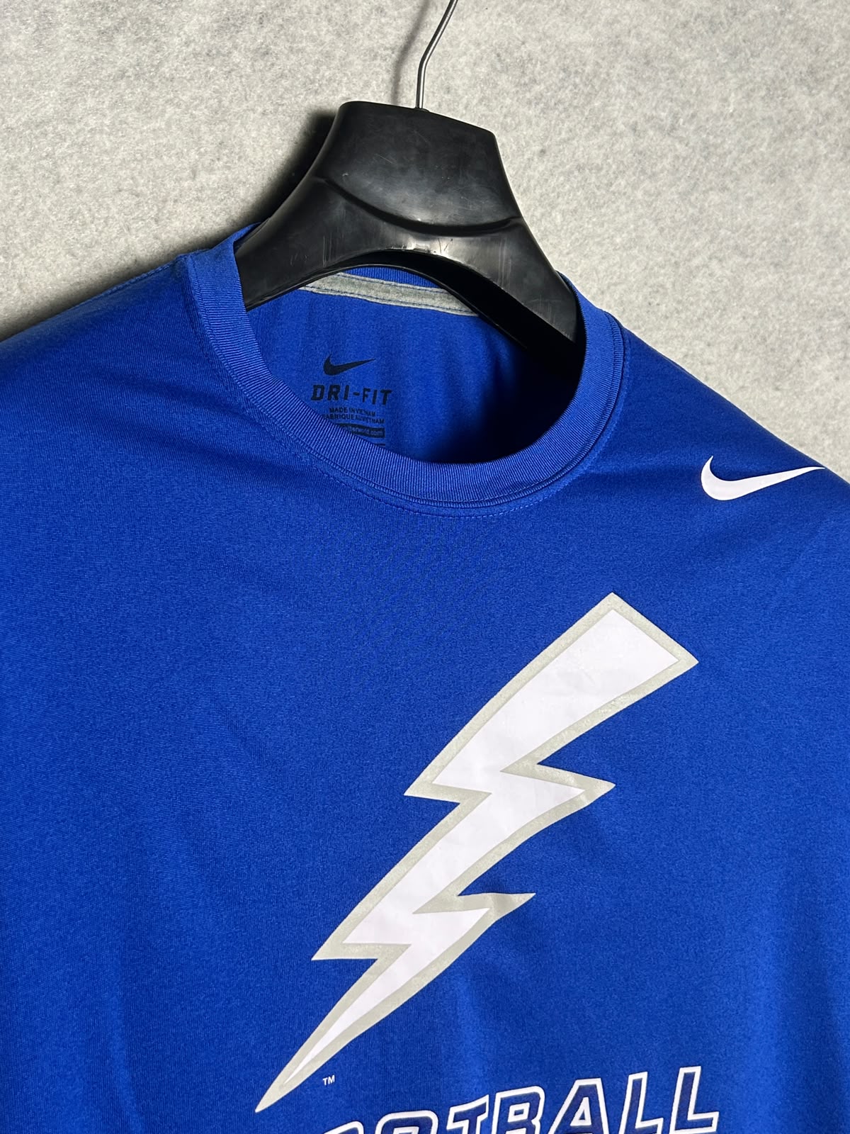 Nike Dri Fit Big Logo Blue Full Sleeves Round Neck - Medium
