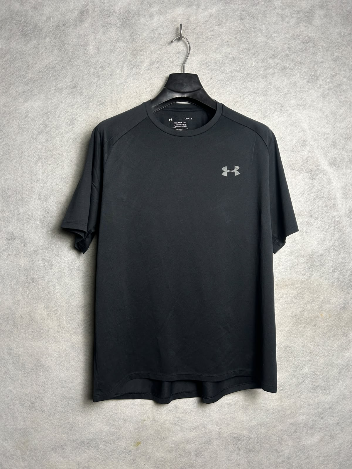 Under Armour The Tech Tee Black Round Neck - LG