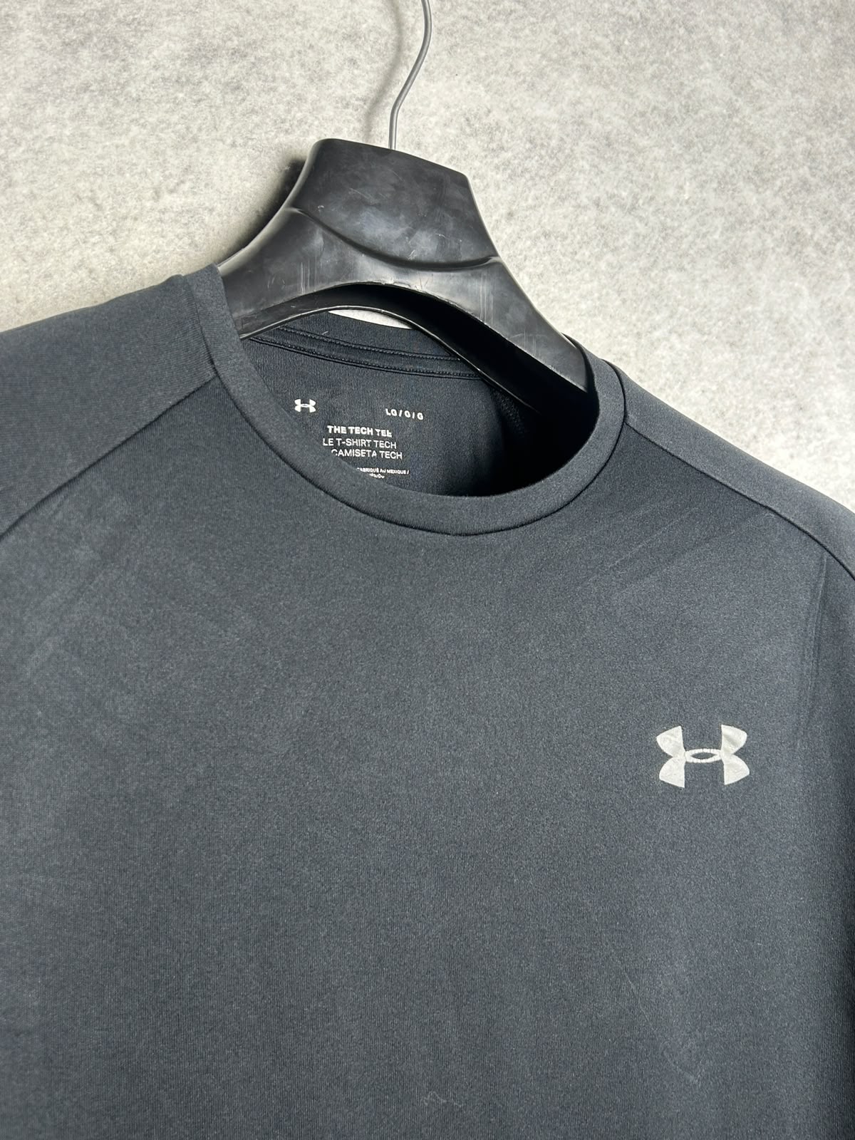 Under Armour The Tech Tee Black Round Neck - LG