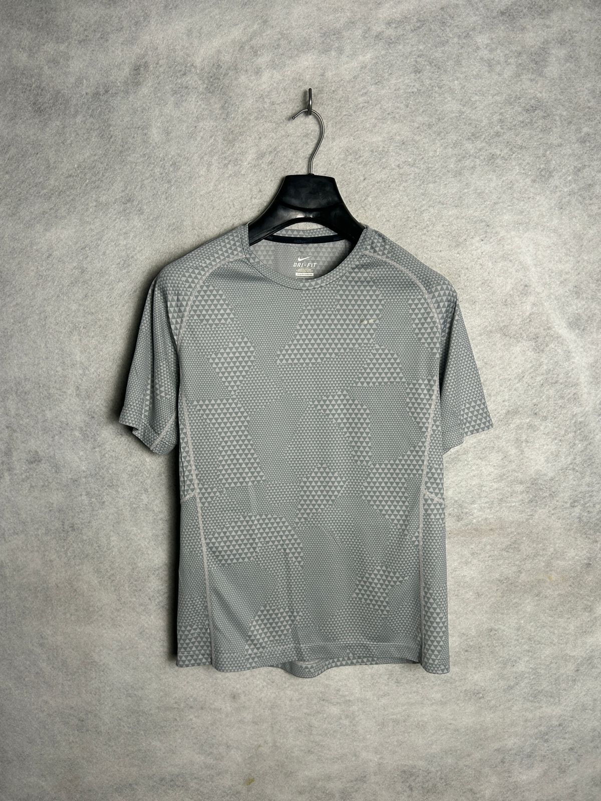 Nike Dri Fit Grey Round Neck - Medium