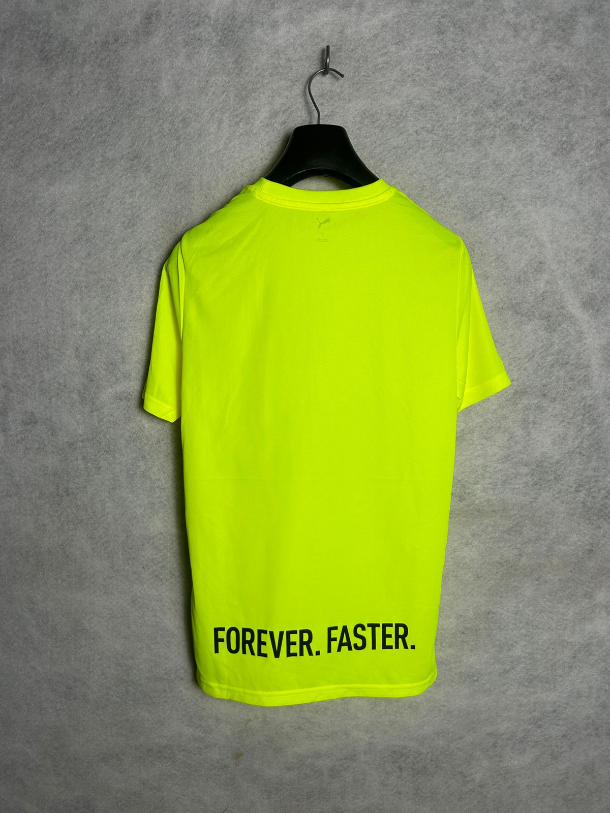 Puma Big Logo Neon Round Neck - Small