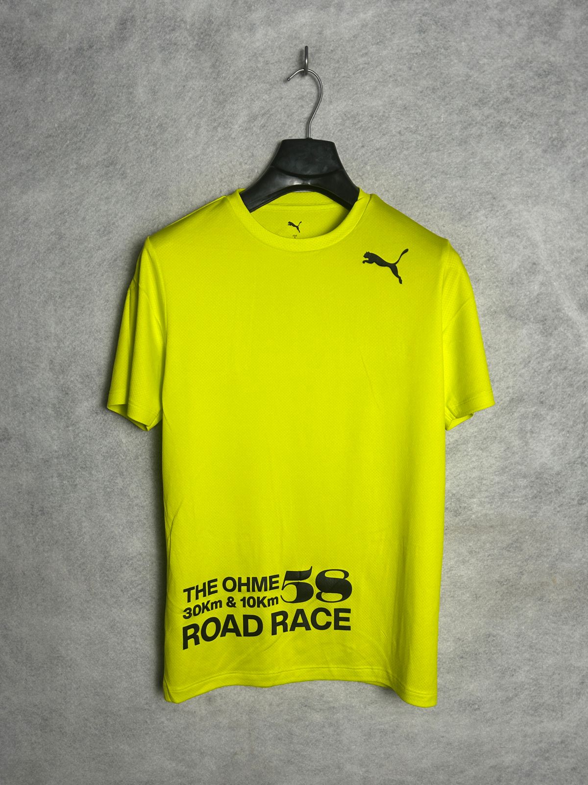 Puma Road Race Logo Neon Round Neck - Small
