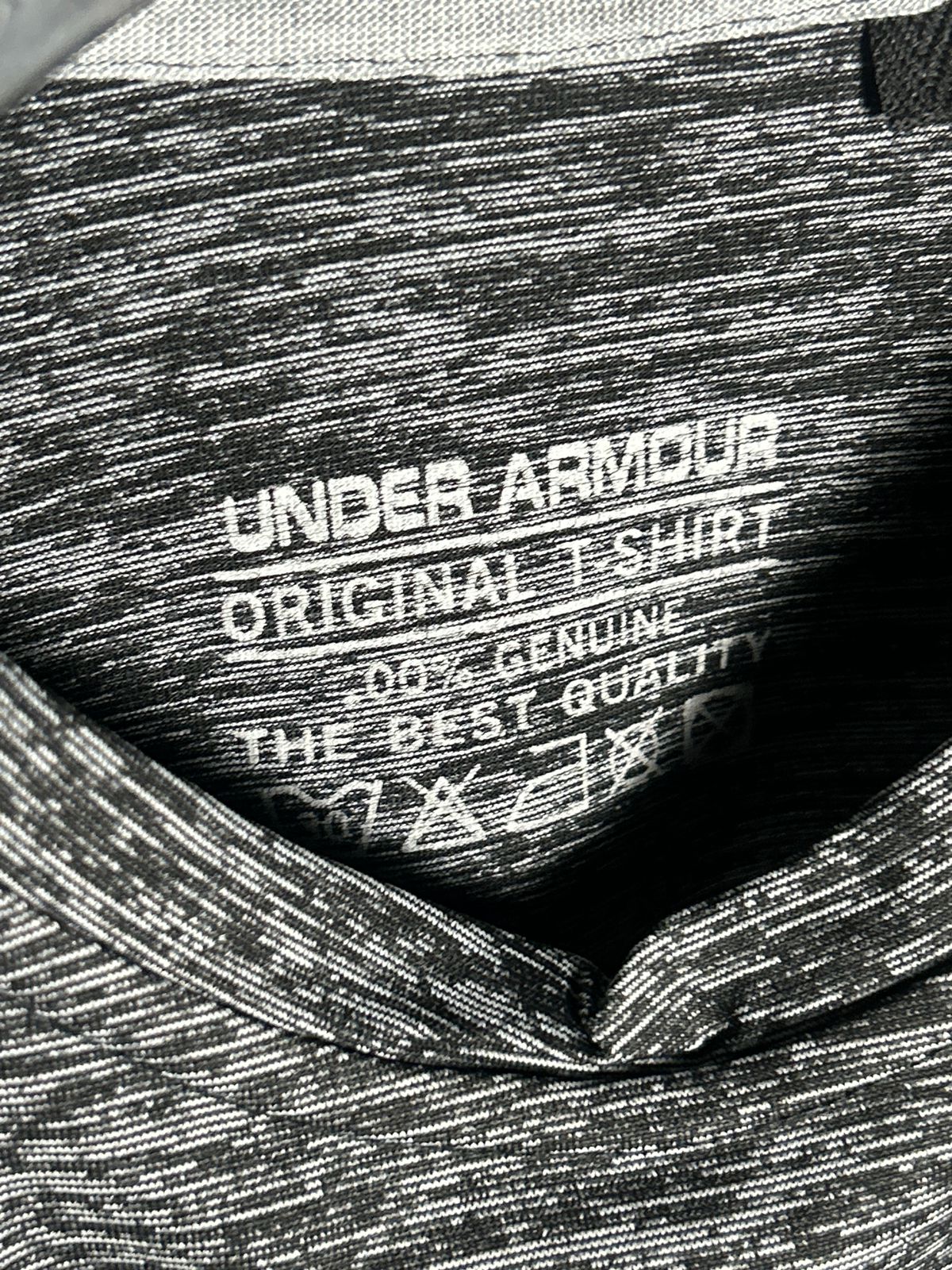 Under Armour Big Logo Grey Round Neck - Small