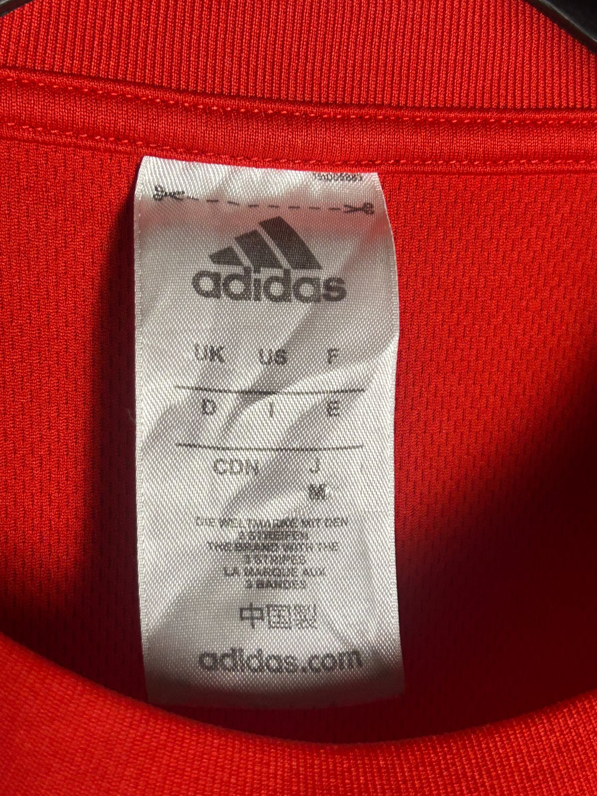 Adidas Bulls Big Logo Red Round Neck - Medium