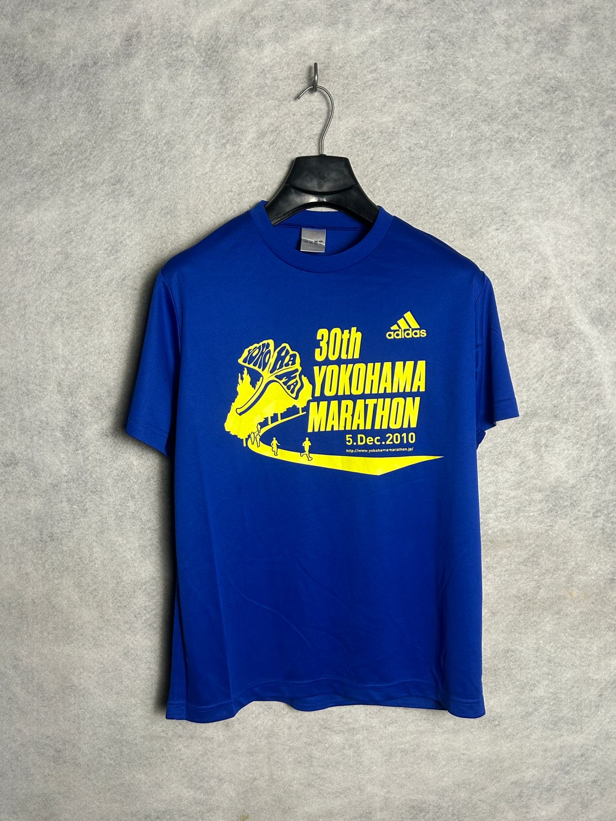 Adidas Yokohama Marathon Big Logo Blue Round Neck - Small