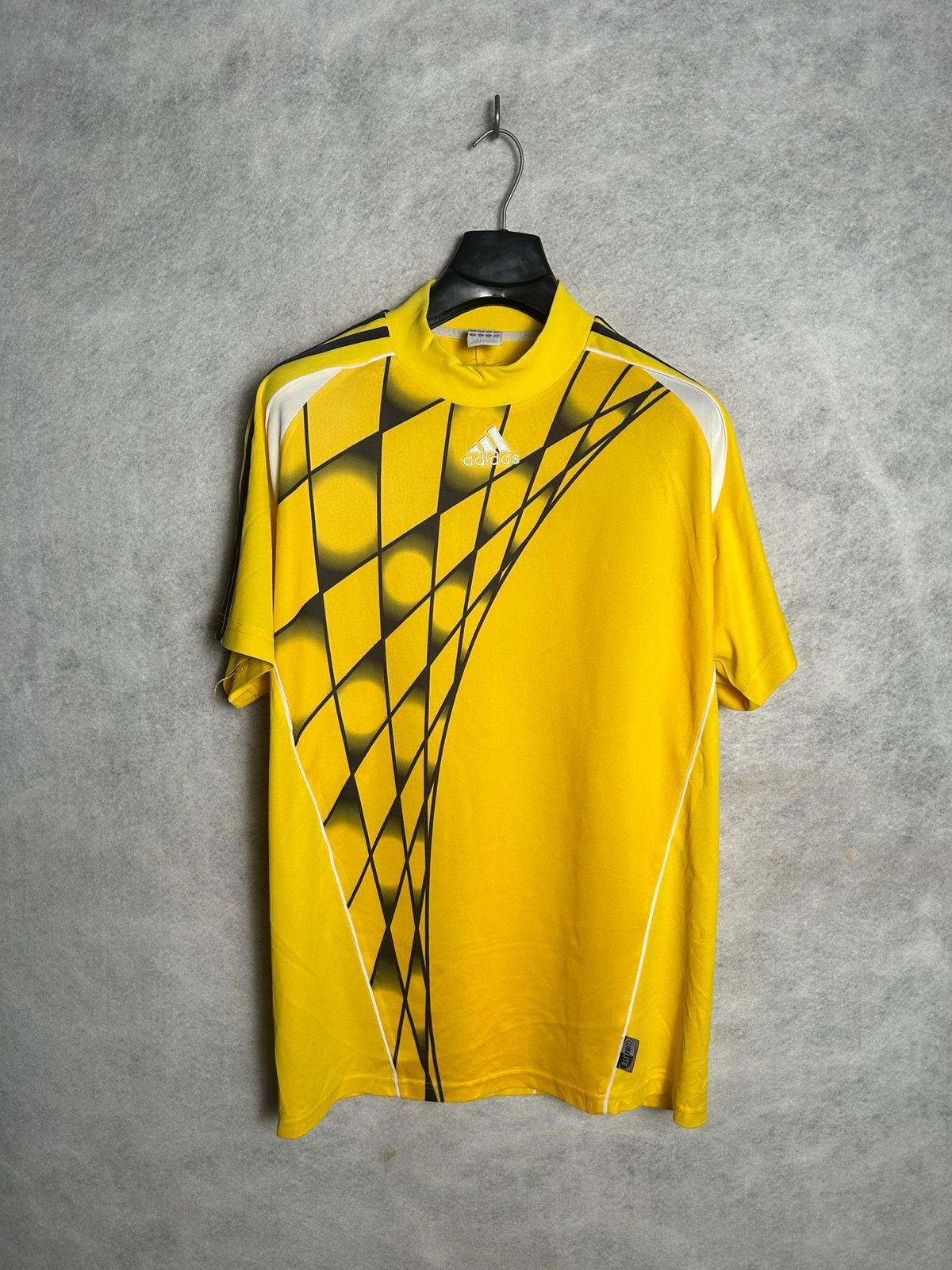 Adidas Yellow Printed Round Neck - Large