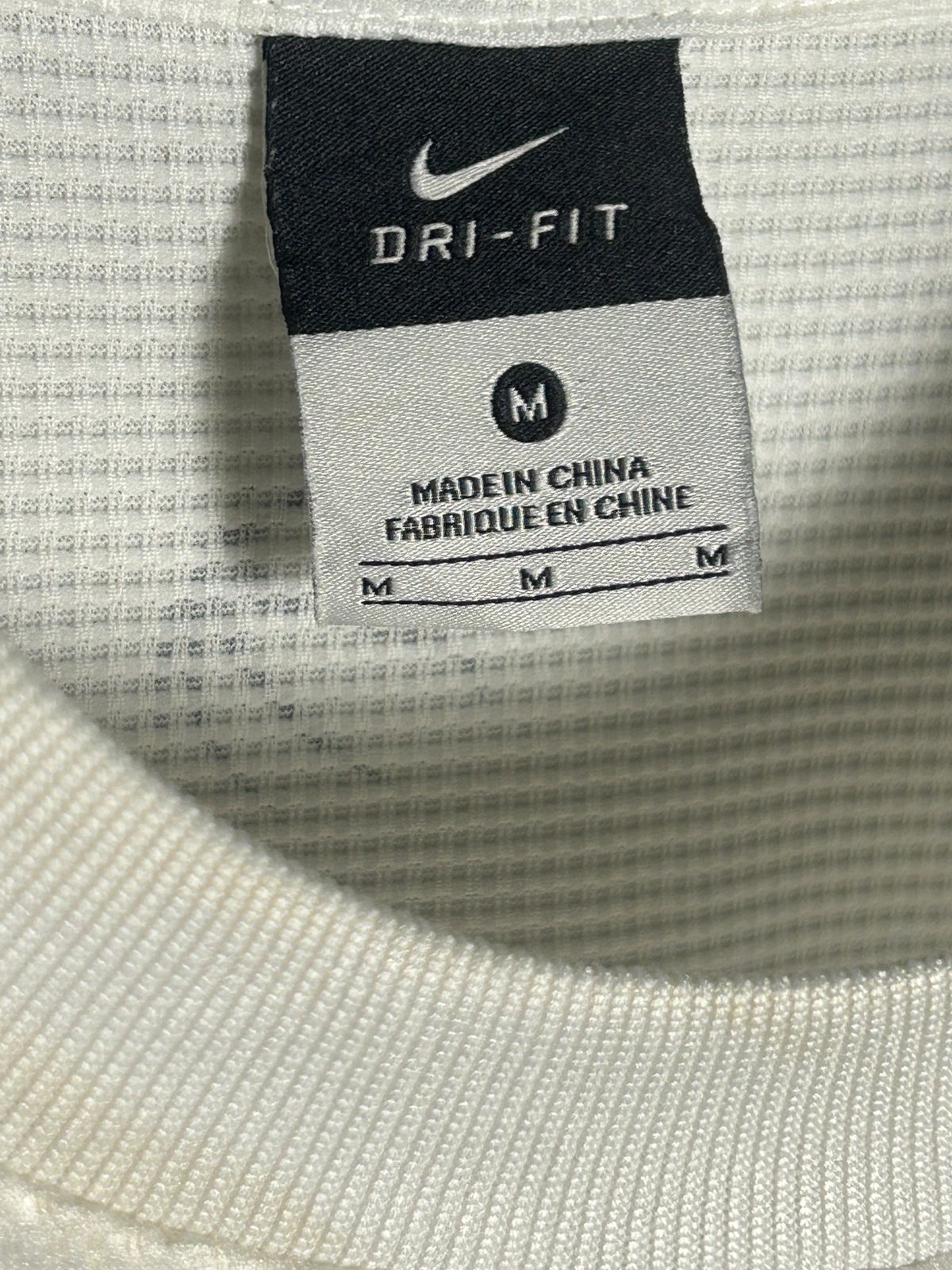 Nike Dri Fit White Round Neck - Medium