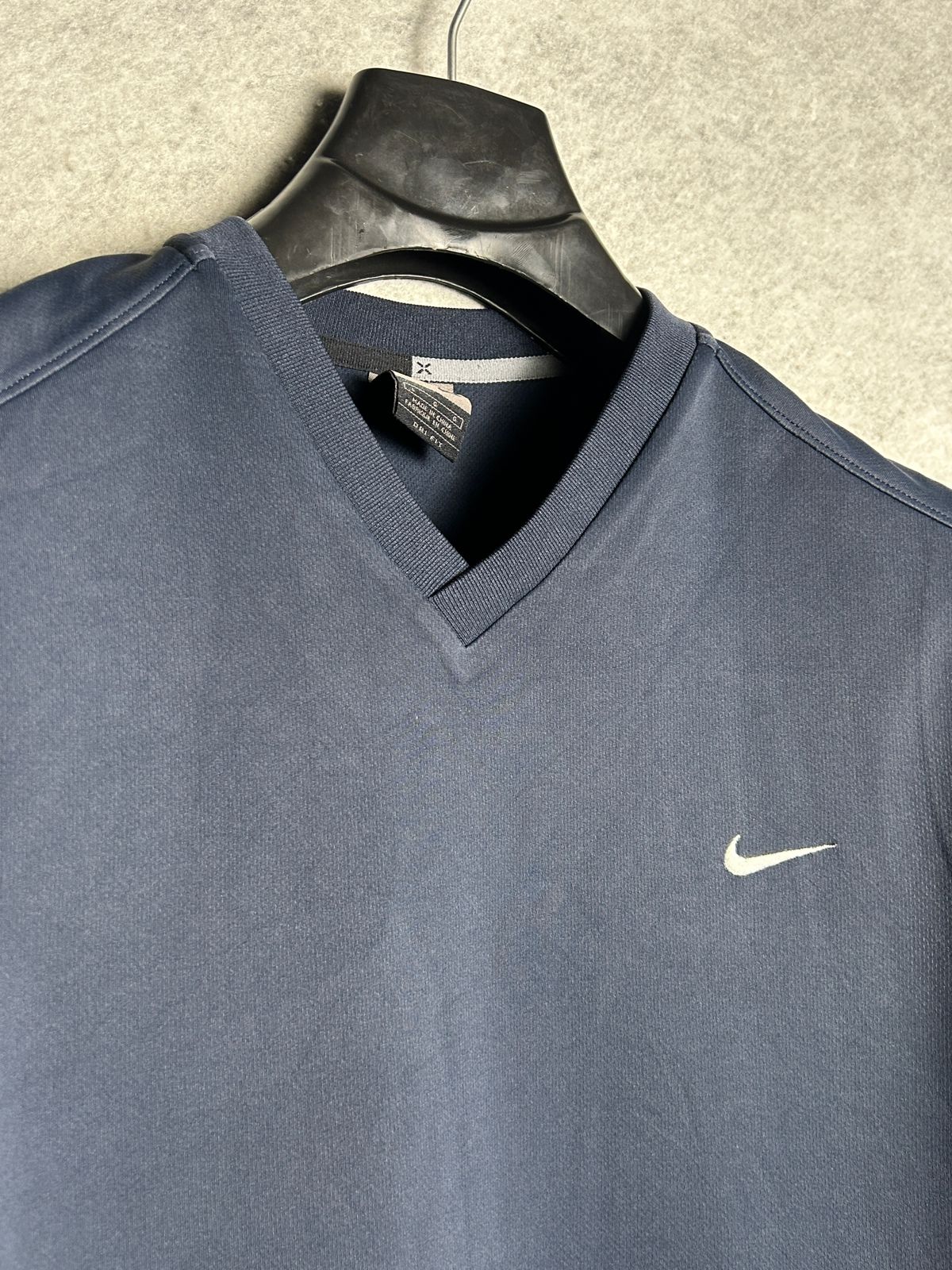 Nike Dri Fit Blue V Neck - Large