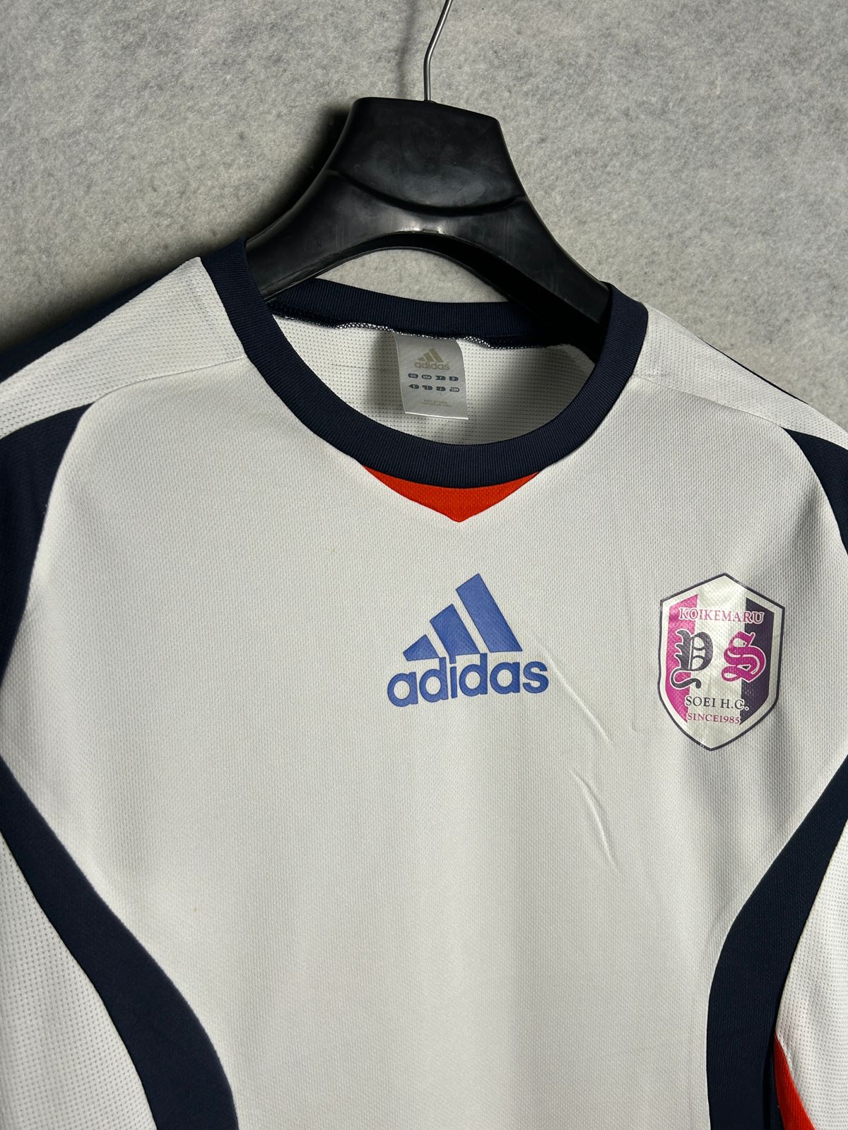 Adidas White Round Neck - Large