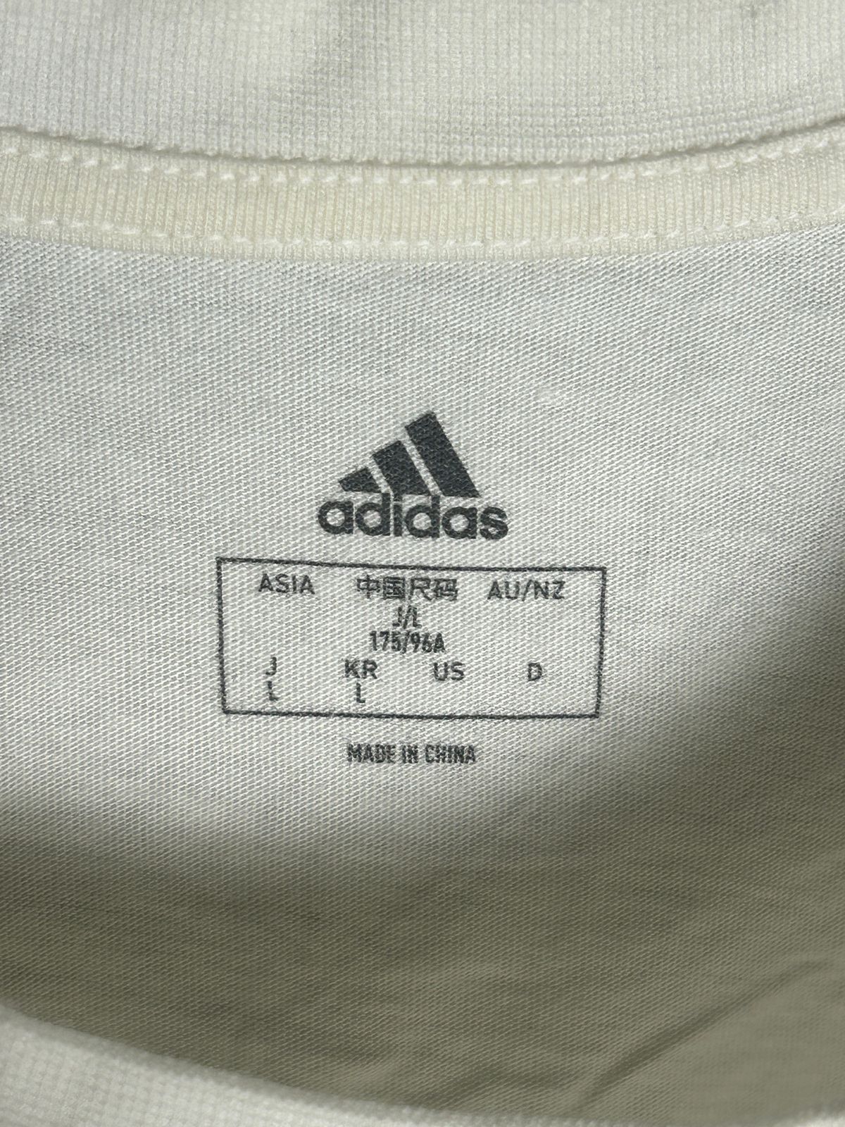 Adidas White Round Neck - Large