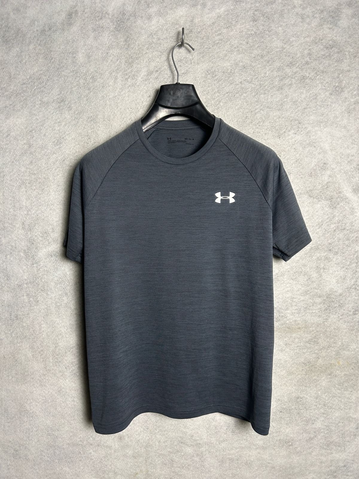 Under Armour Heat Gear Round Neck - Medium