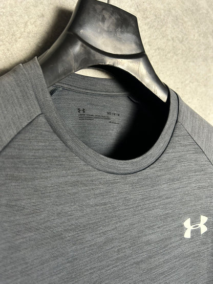 Under Armour Heat Gear Round Neck - Medium