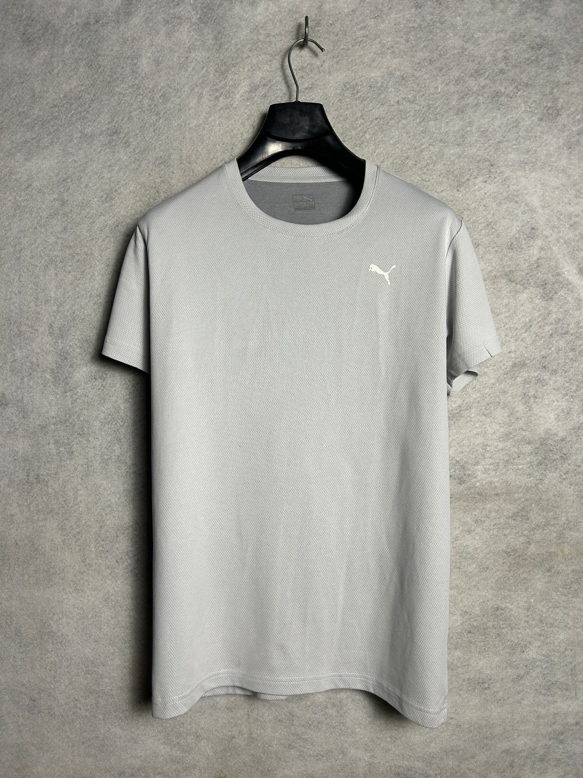 Puma White Round Neck - Large
