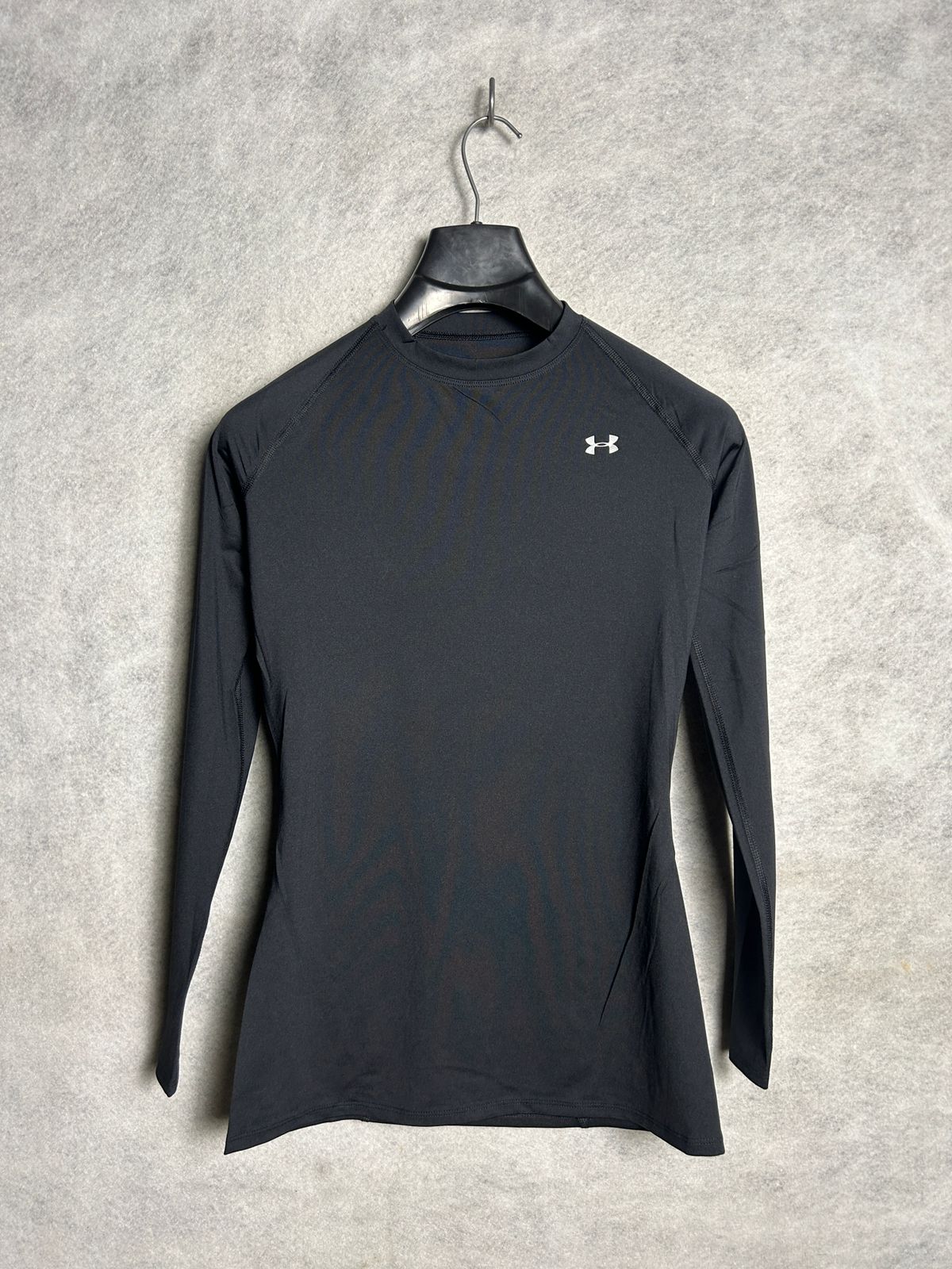 Under Armour Heat Gear Round Neck Full Sleeves - LG