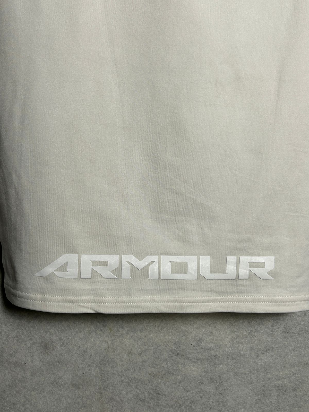 Under Armour Mock Neck White - Medium