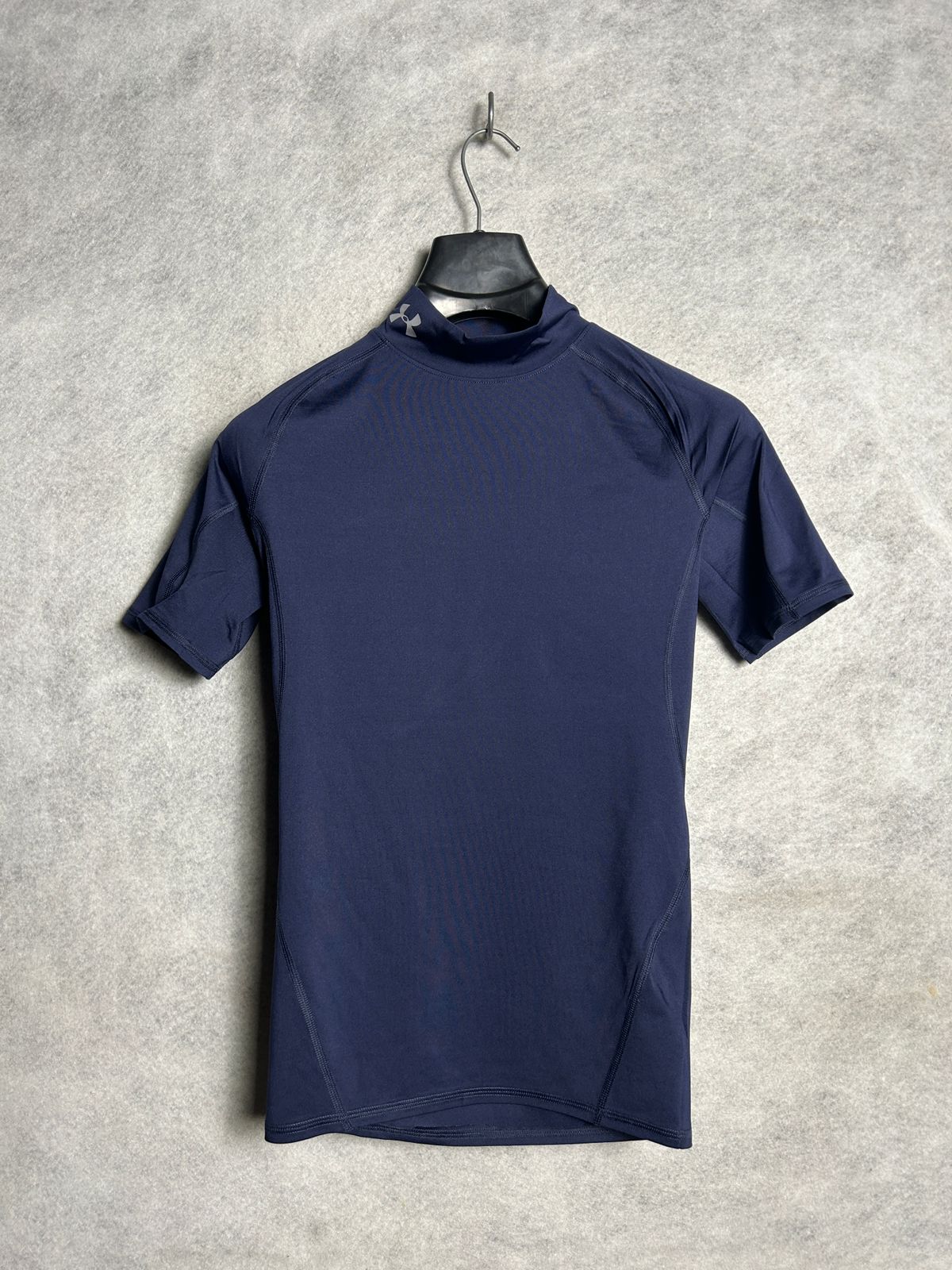Under Armour Heat Gear Mock Neck - Medium