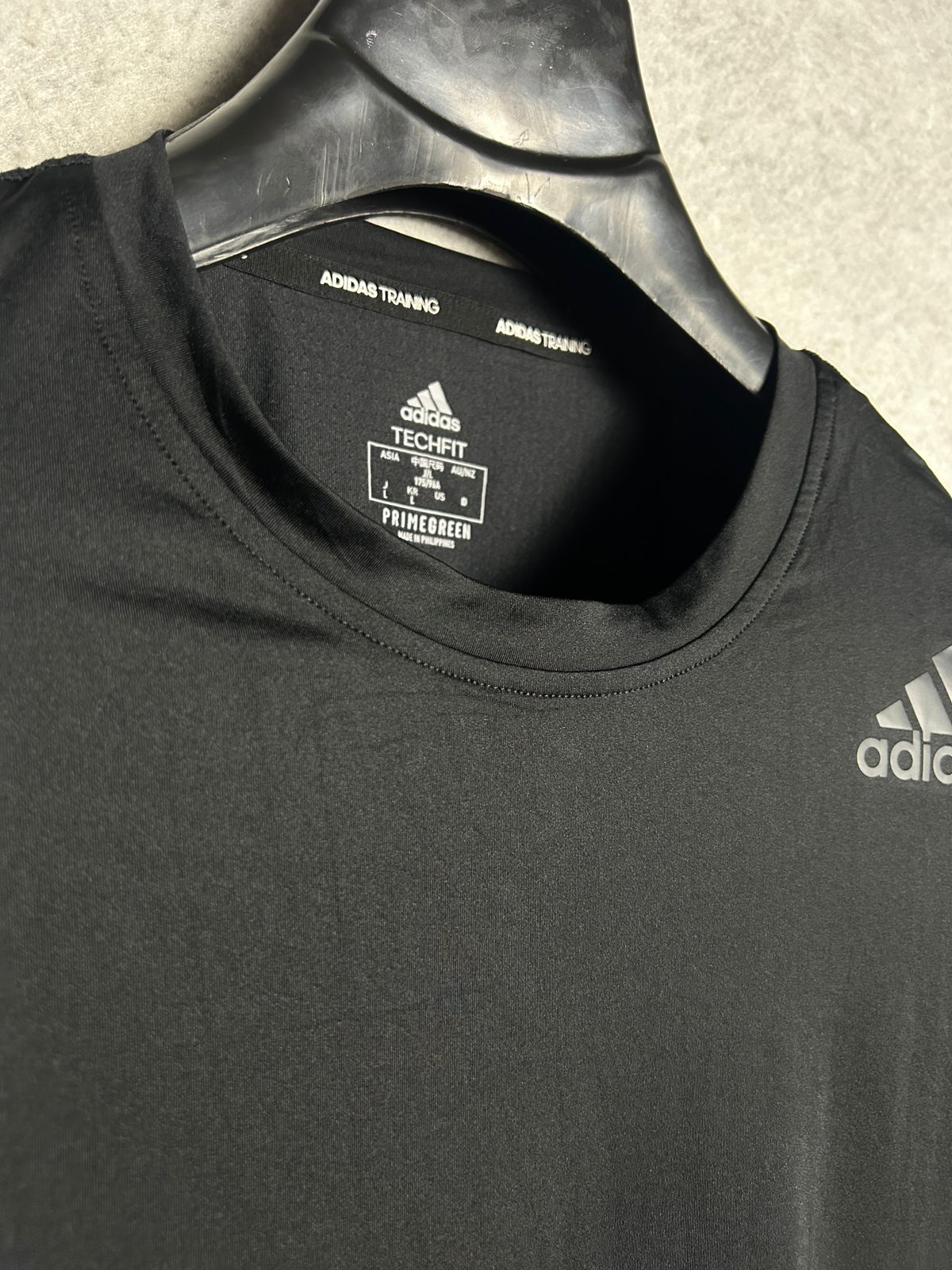 Adidas Techfit Black Full Sleeves Round Neck - Large