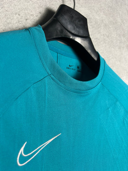 Nike Dri Fit Round Neck - Medium