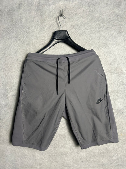 Nike Grey - Medium