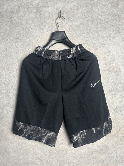Nike Dri Fit Black - Medium