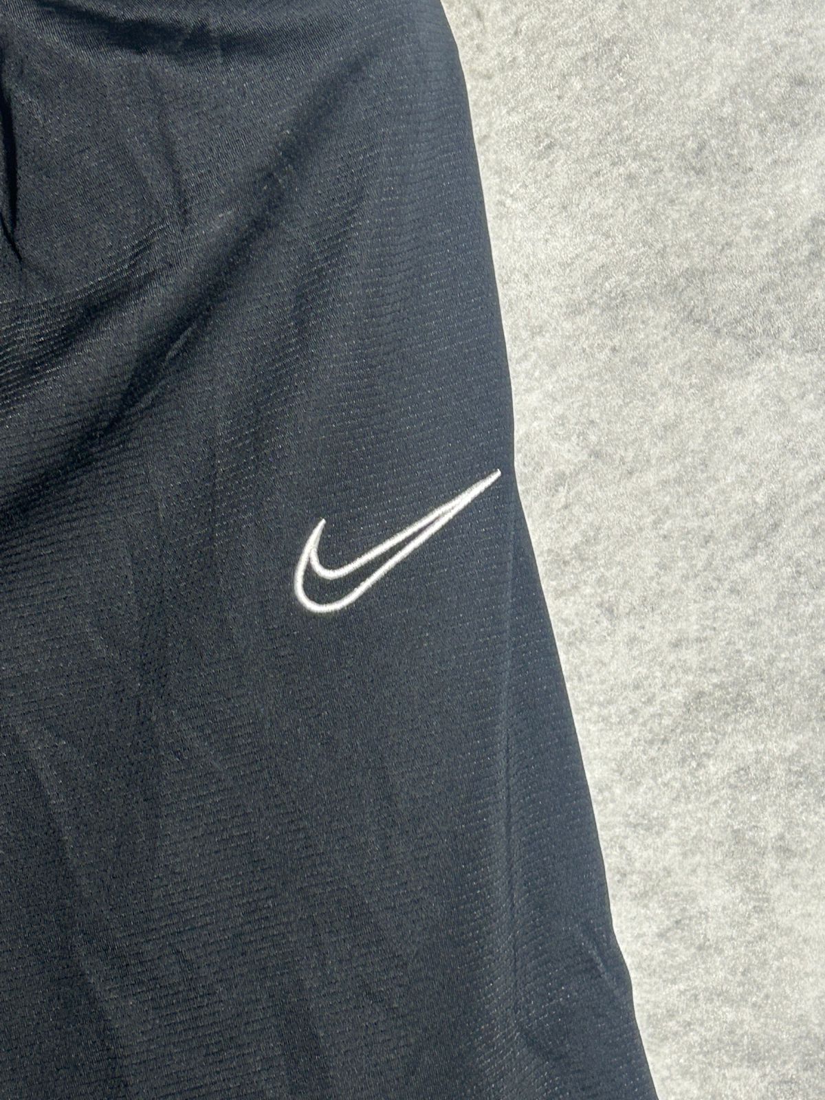 Nike Dri Fit Black - Medium