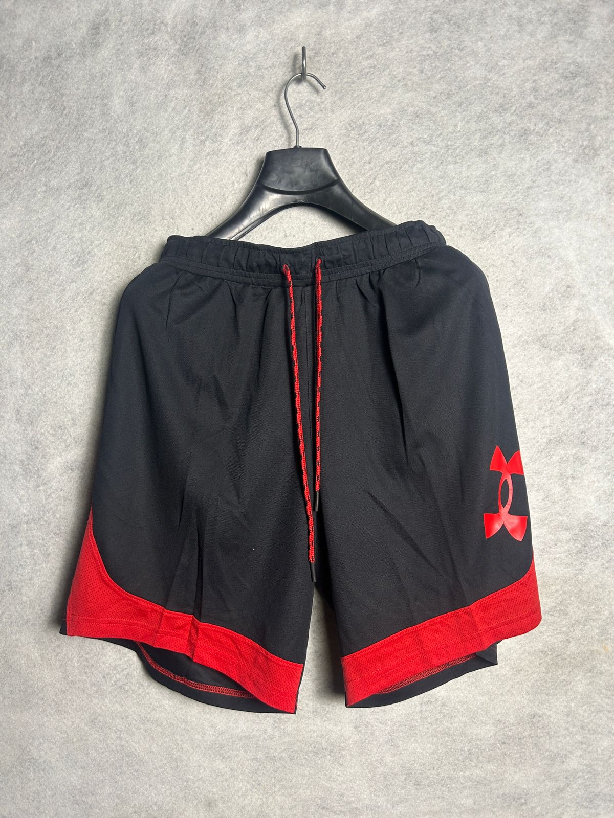 Under Armour Red And Black - LG