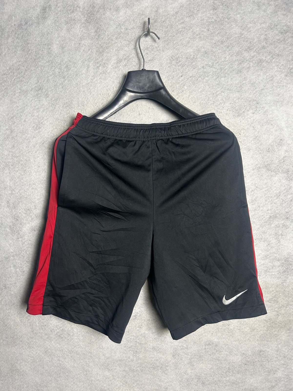 Nike Black And Red - Medium