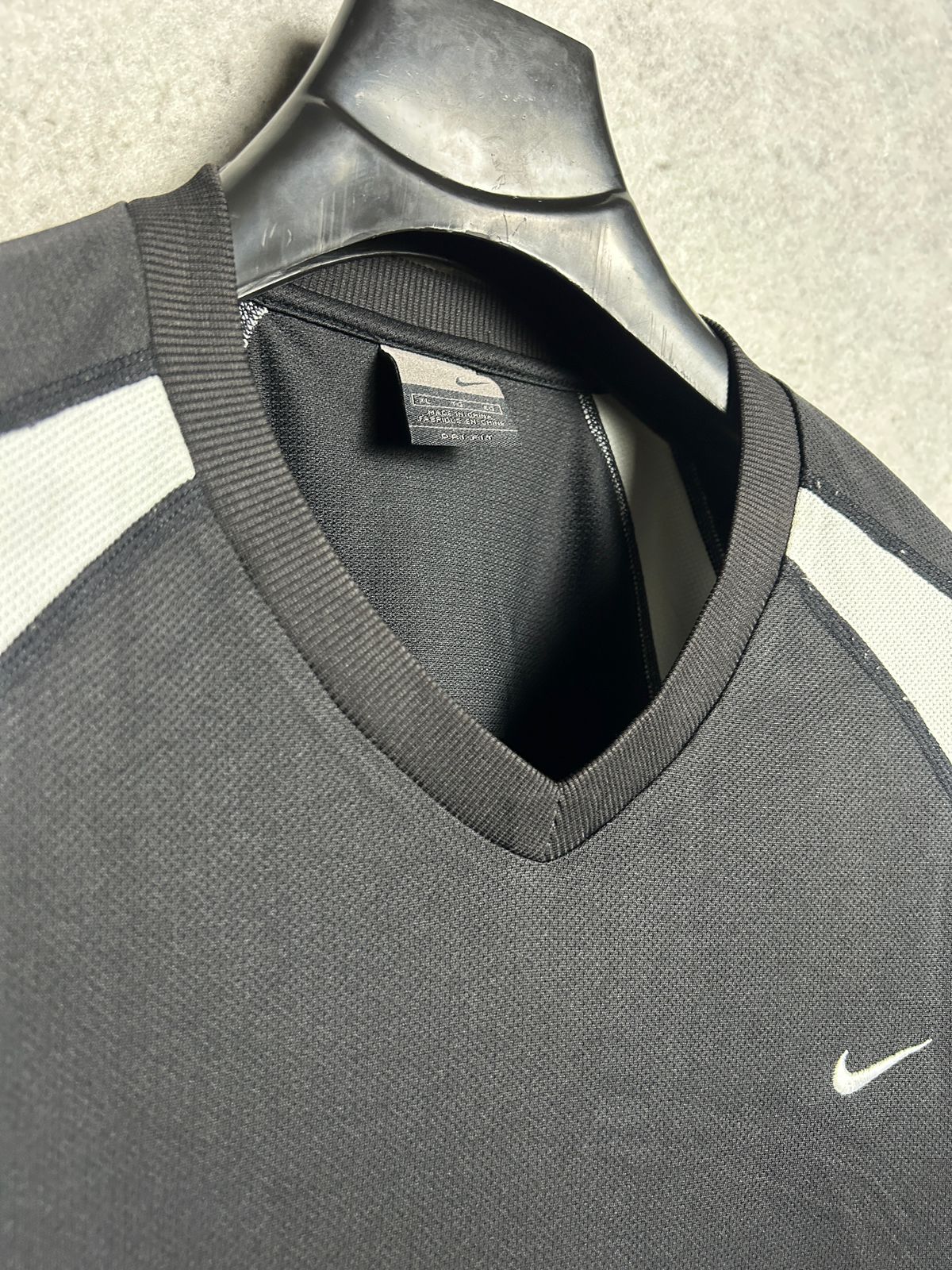 Nike Dri Fit V Neck Black - XL