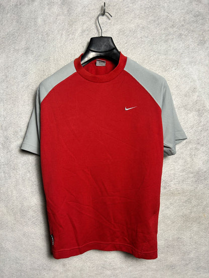 Nike Sphere Dry Red Round Neck - Small
