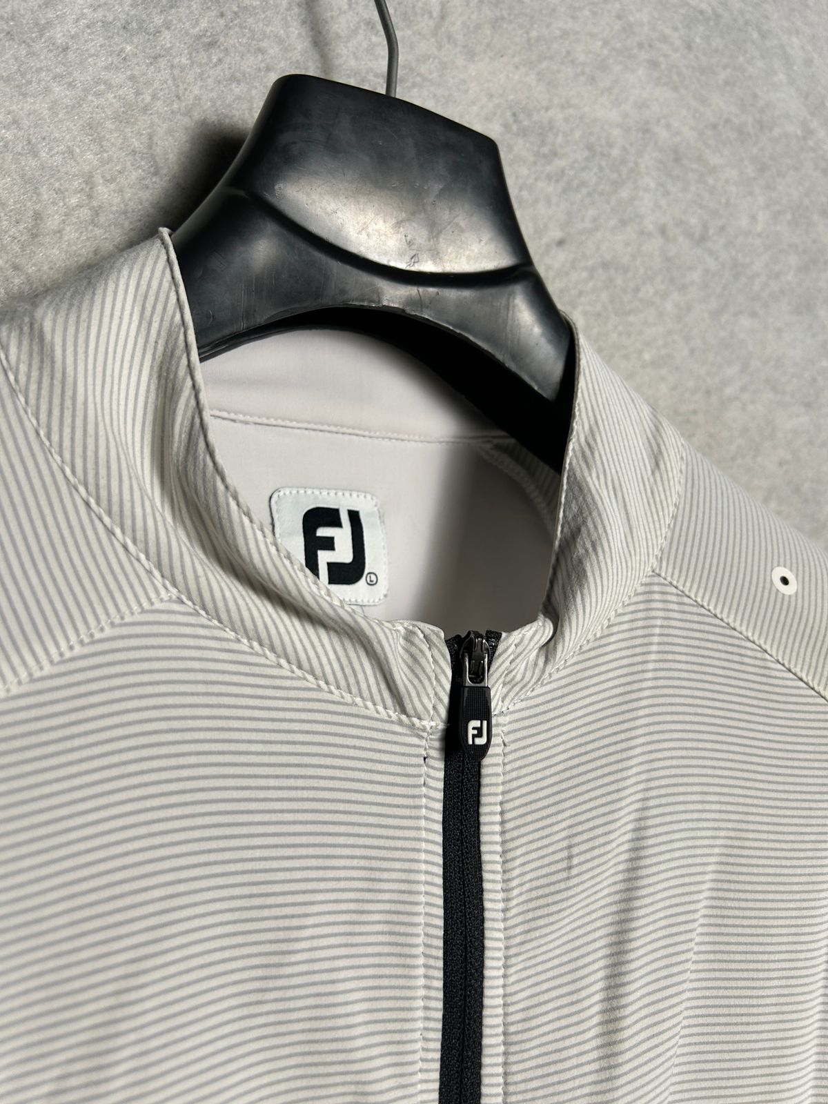 FJ Full Sleeves Zip Upper - Large