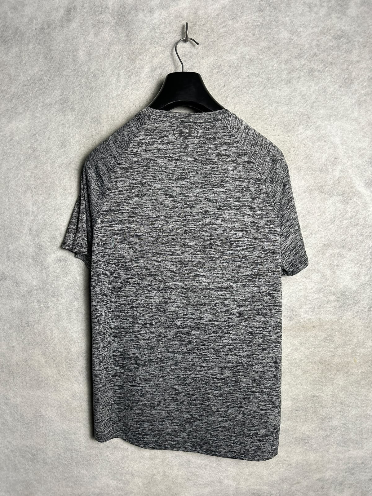 Under Armour Grey Round Neck - LG