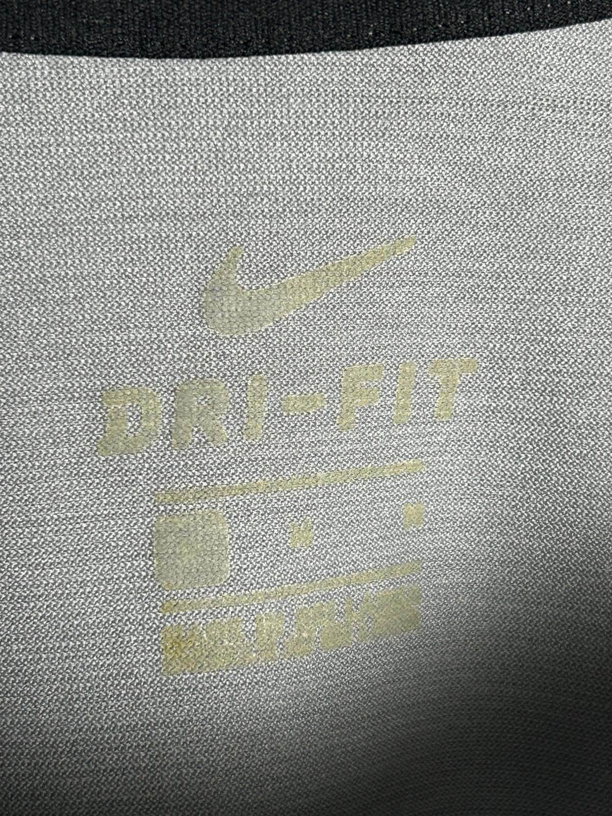 Nike Dri Fit Big Logo Grey Round Neck - Medium