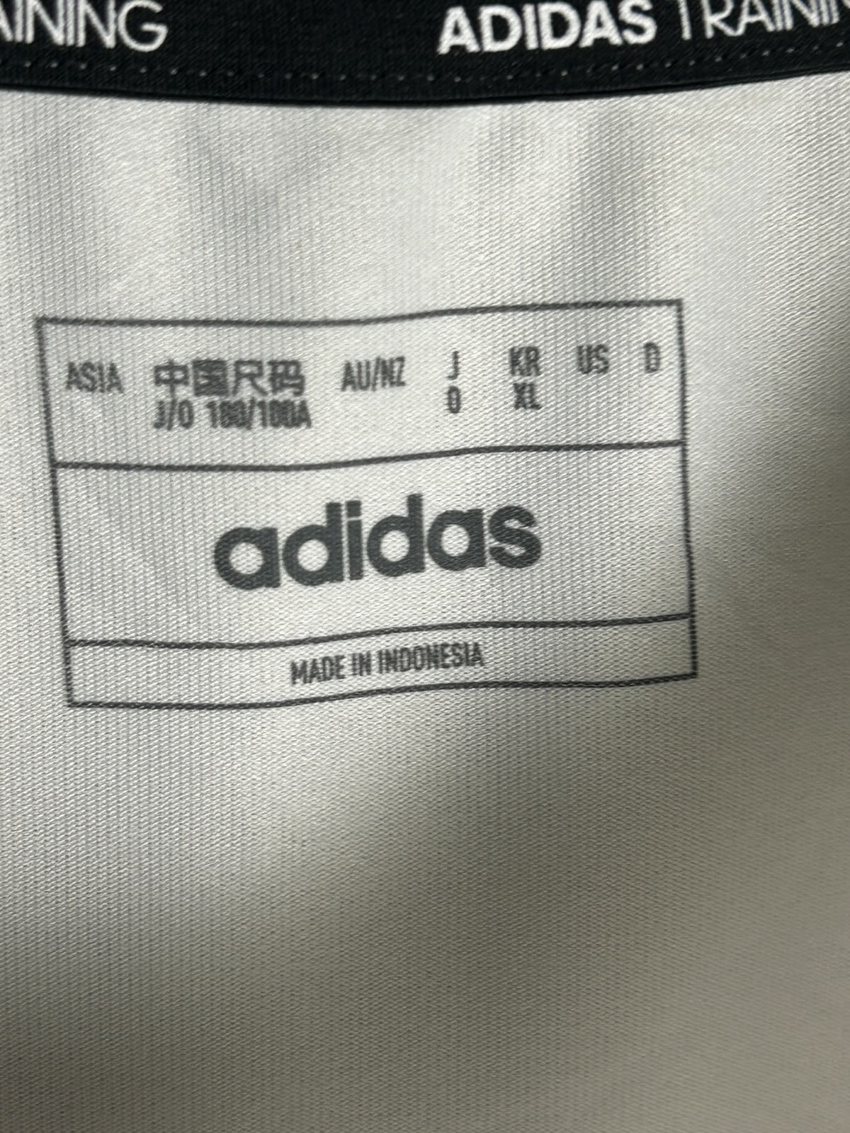 Adidas White Round Neck - O