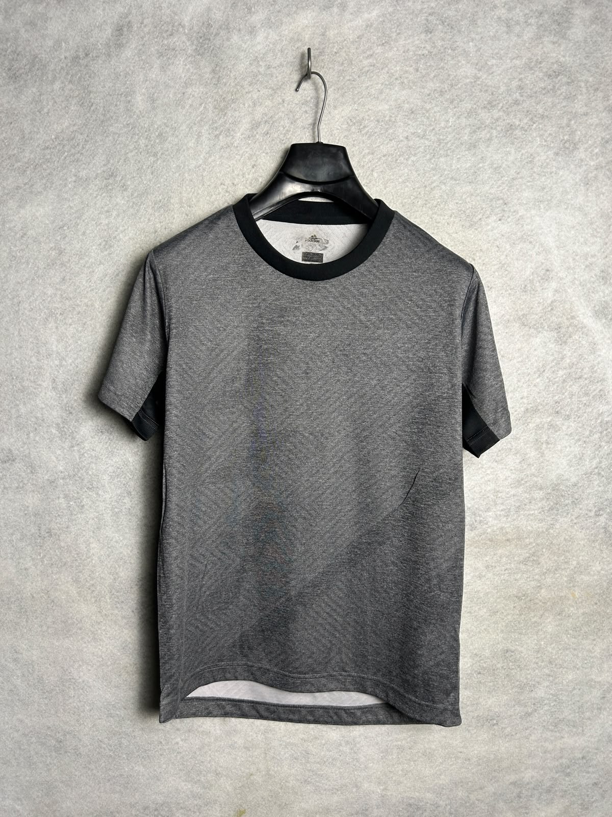 Adidas Round Neck Grey - Medium