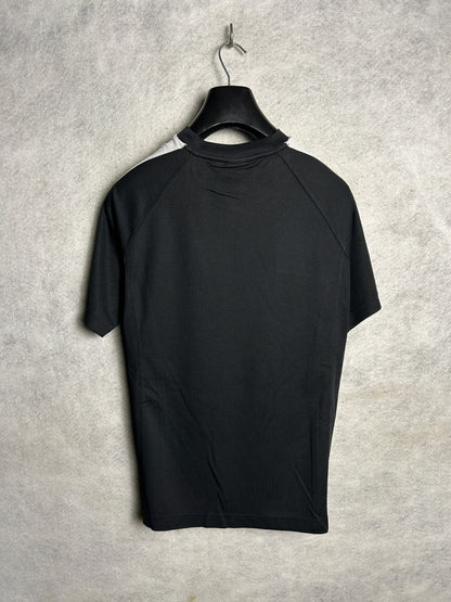 Nike Fit Dry Black Round Neck - Medium