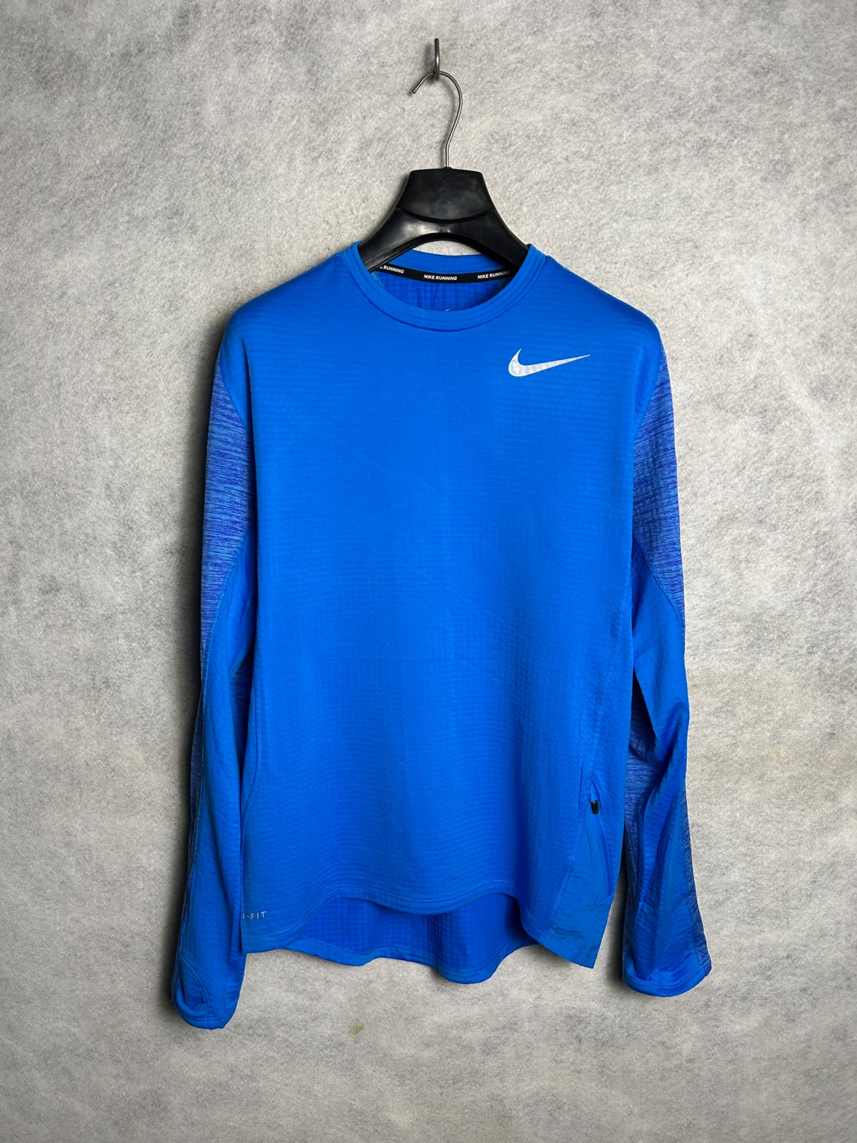 Nike Dri Fit Blue Round Neck Full Sleeves - Medium