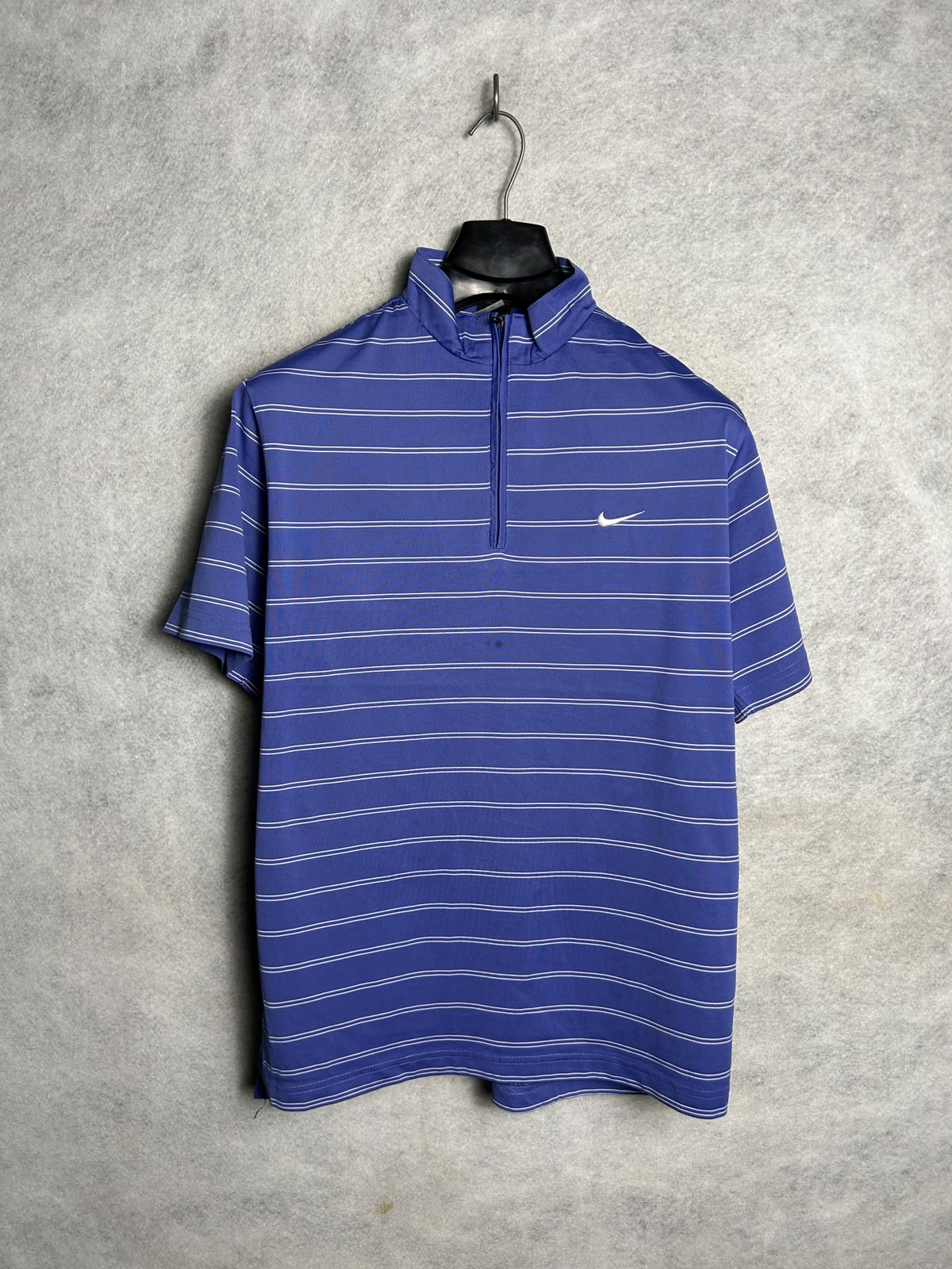 Nike Fit Dry Half Zip Round Neck - Large