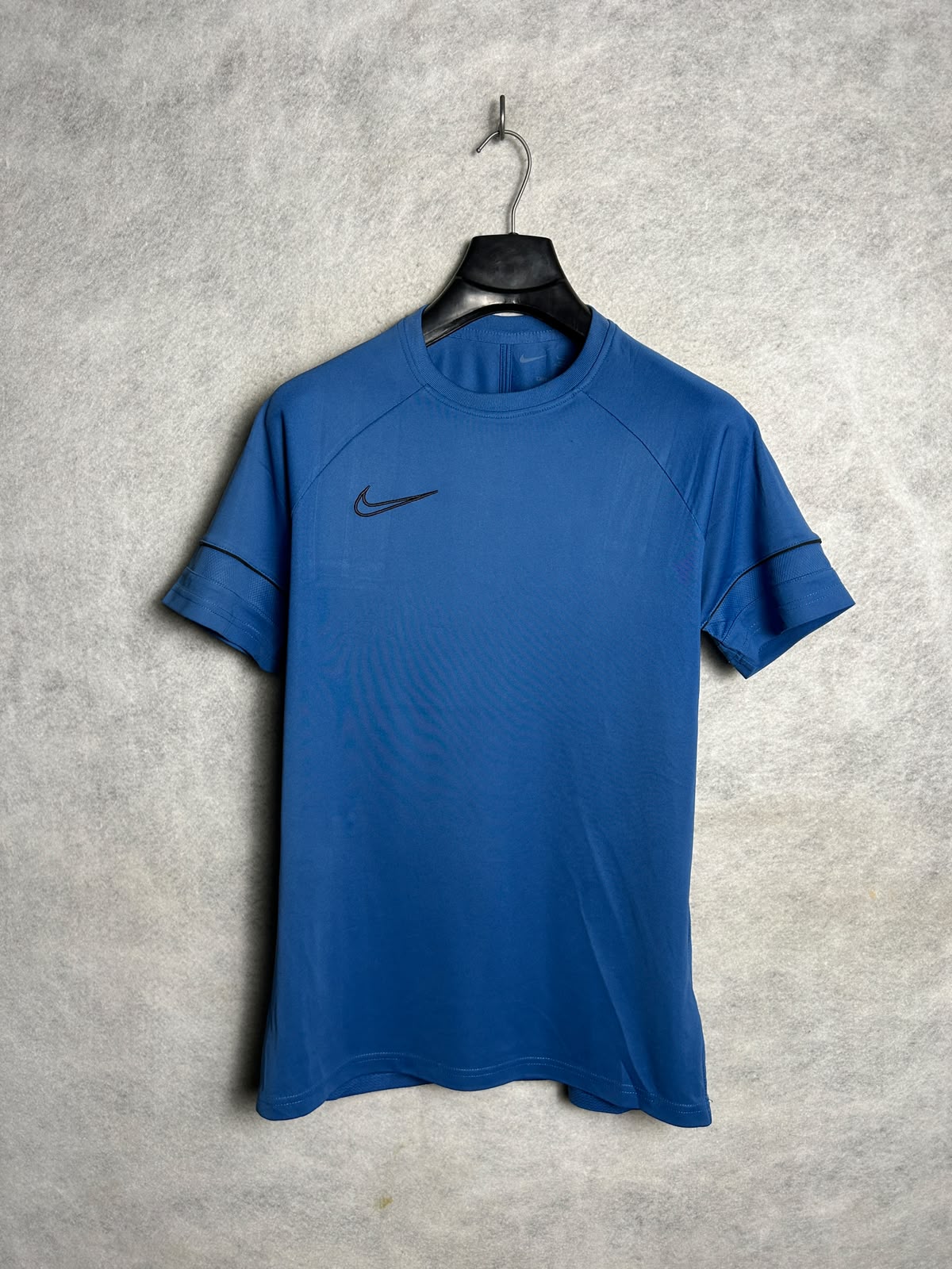 Nike Dri Fit Blue Round Neck - Large