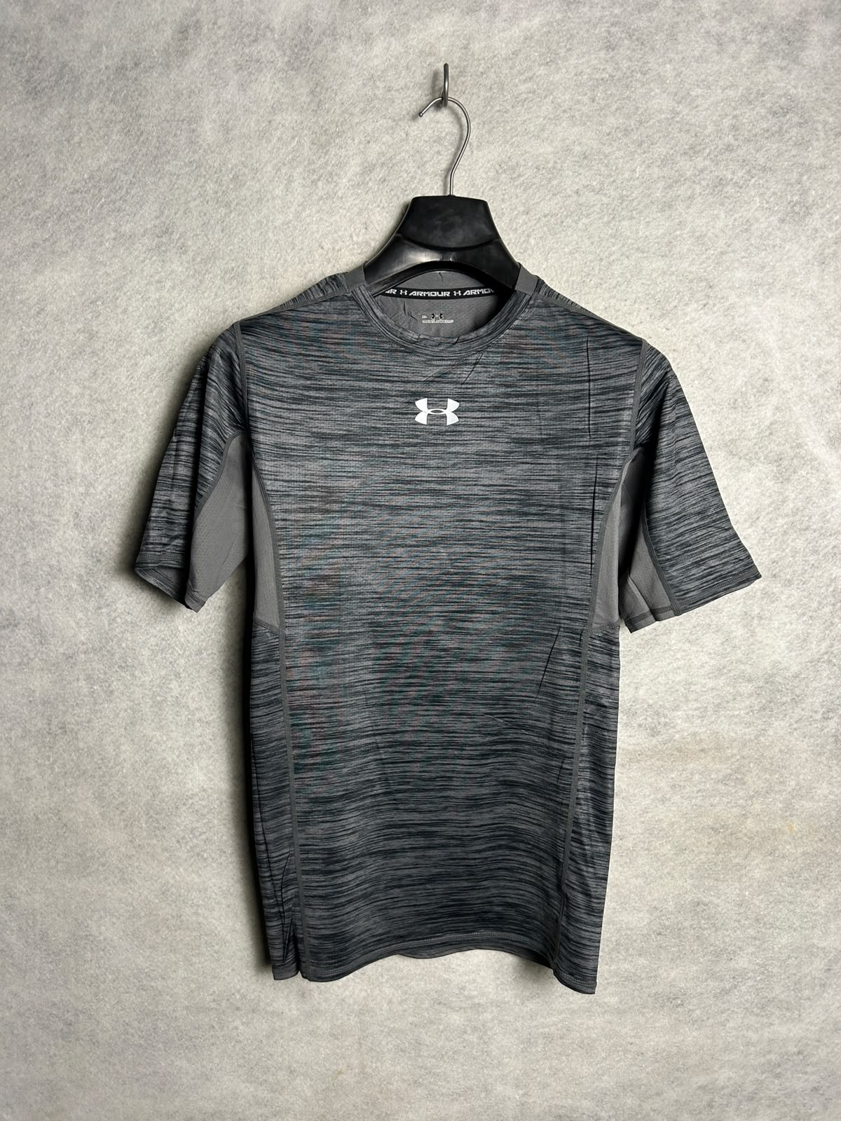 Under Armour Round Neck - XL