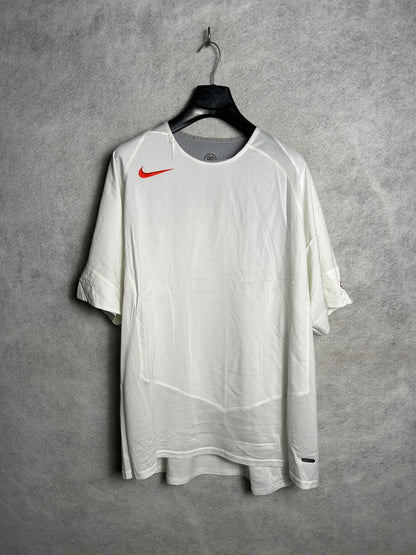 Nike Dri Fit White Round Neck - XL