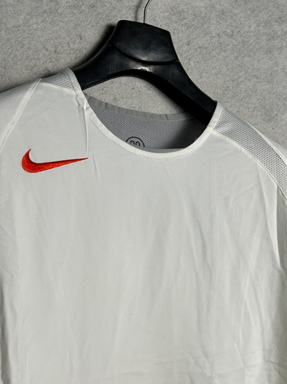 Nike Dri Fit White Round Neck - XL