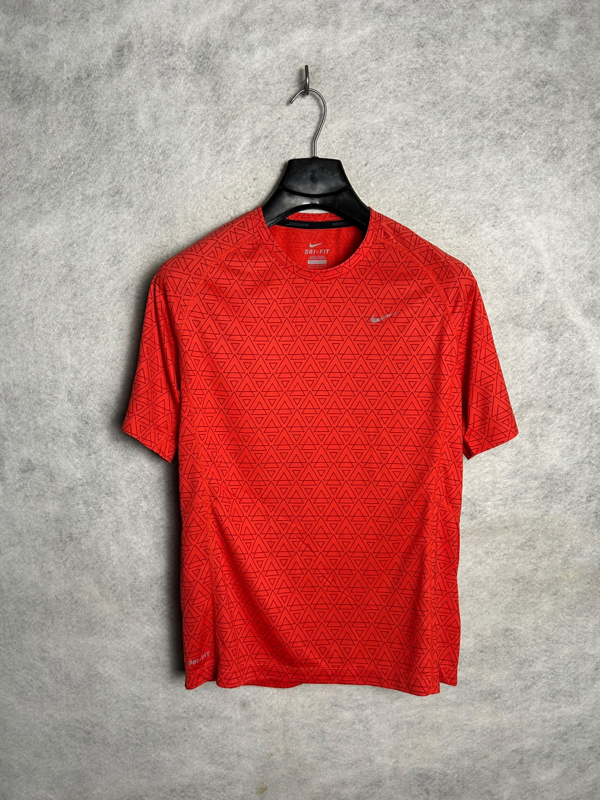 Nike Dri Fit Printed Round Neck - Medium
