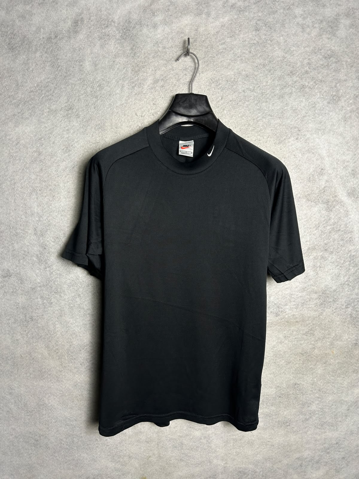Nike Black Round Neck - Large